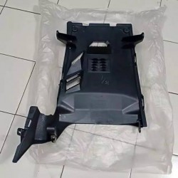Footrest Bawah Vario 150 18...